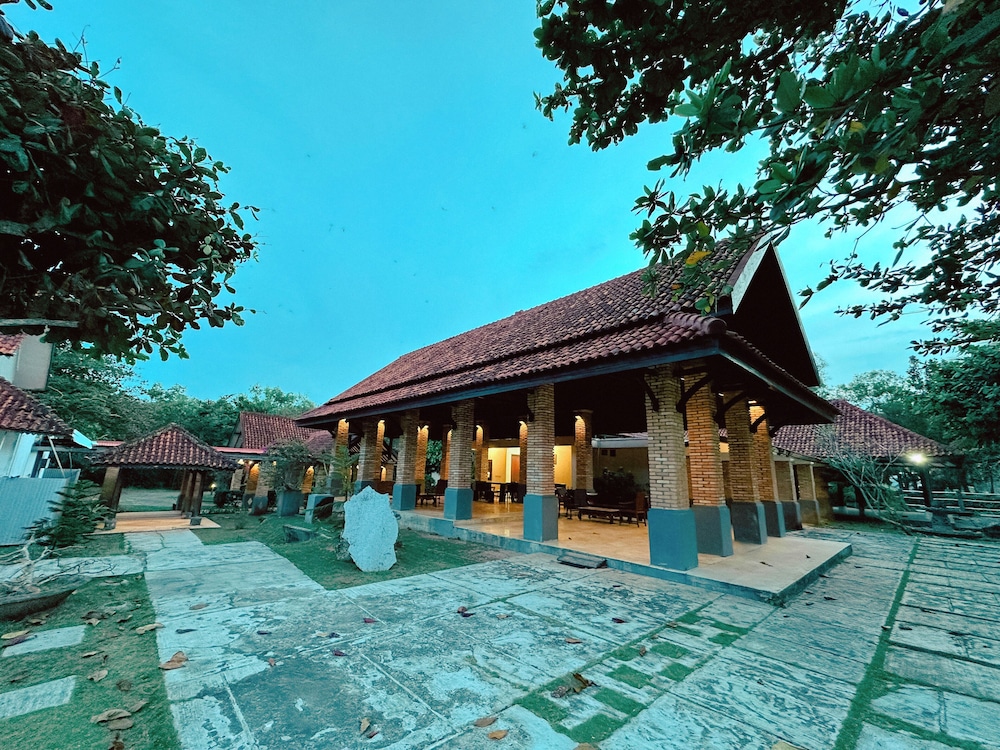 Lorin Beach Resort Belitung 7/50