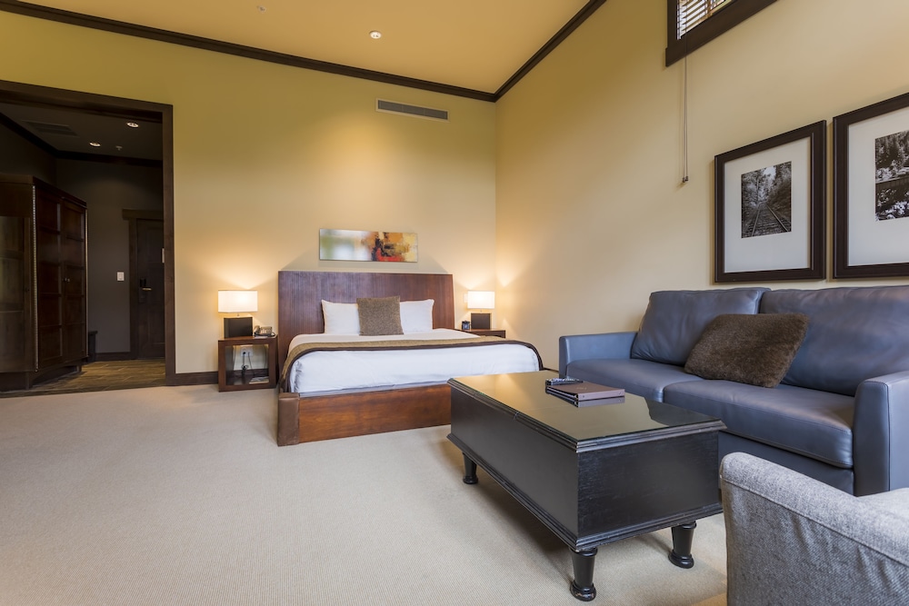 The Nita Lake Lodge 46/68