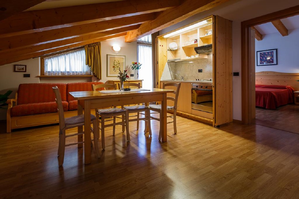 Hotel Residence La Locanda 26/31