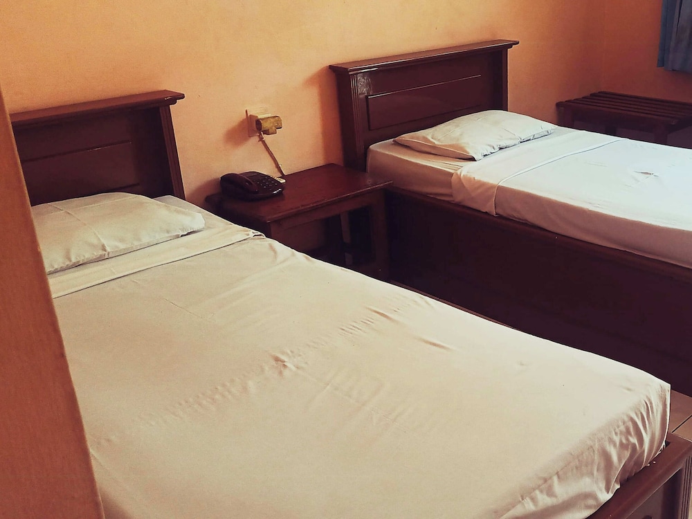 OYO 2495 Hotel Wijaya 31/50