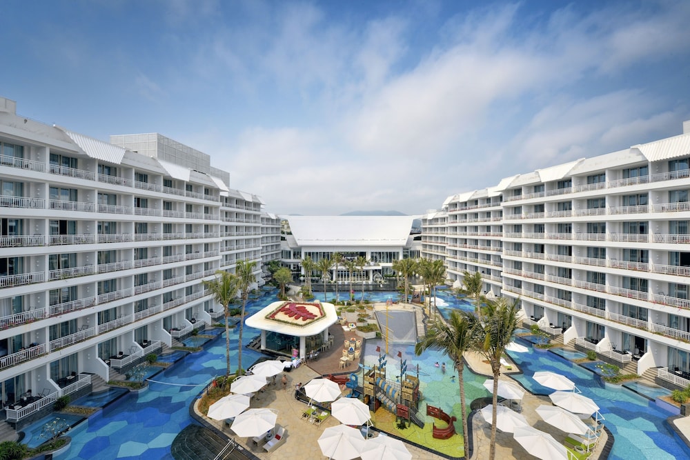 Palace Resort Yalong Bay Sanya 30/35