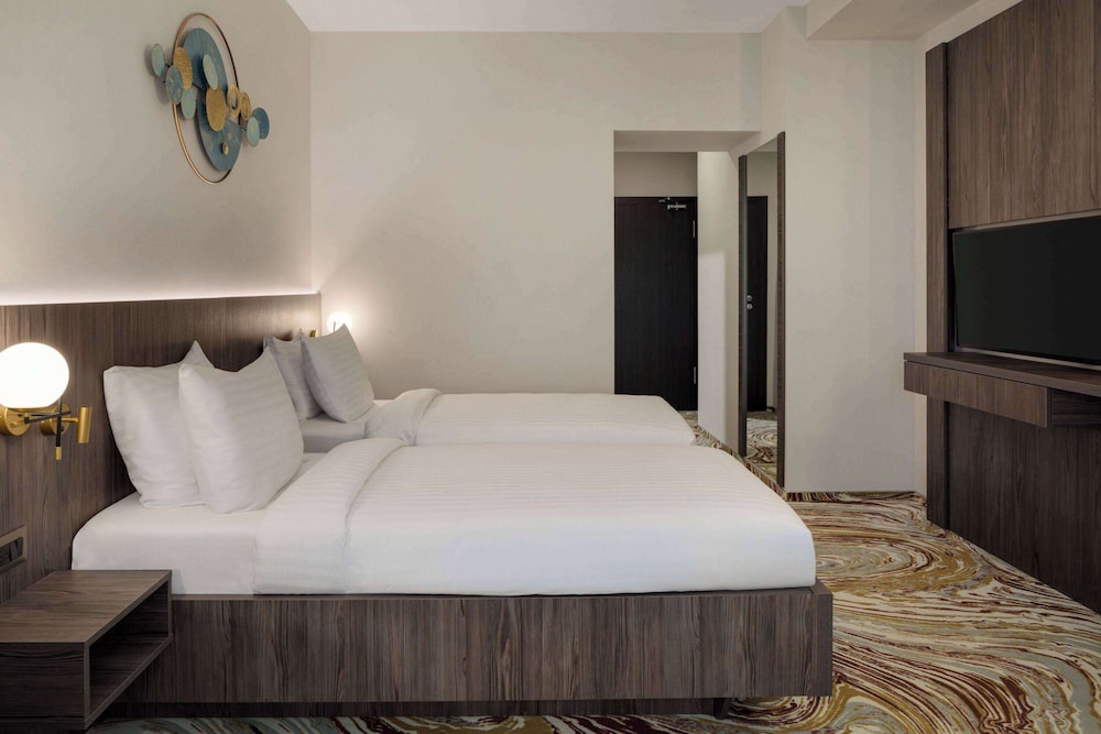 Ramada by Wyndham Bucharest Otopeni Airport 14/44