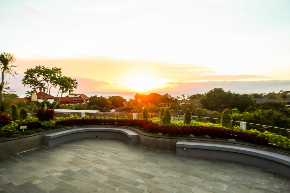 The Nest Hotel Nusa Dua 69/71