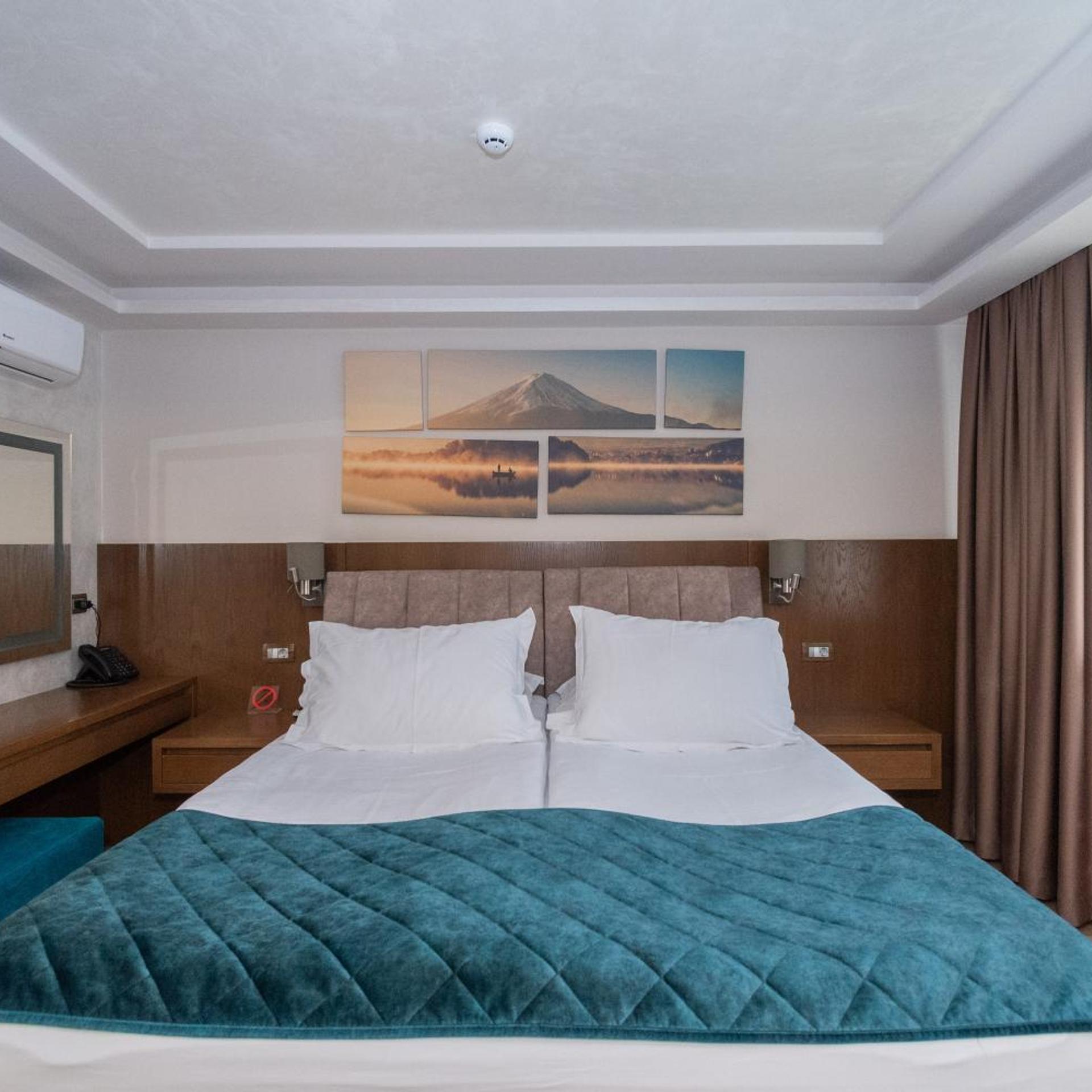 جناح ديلوكس، Hotel Park 4/10