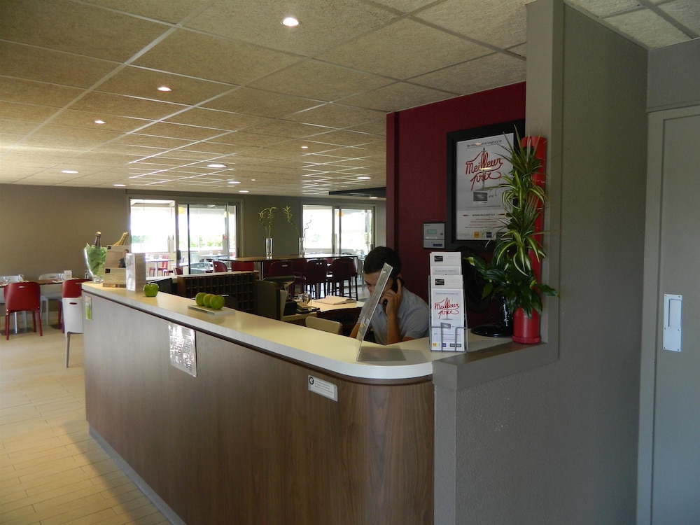 Campanile Epernay Dizy 12/64