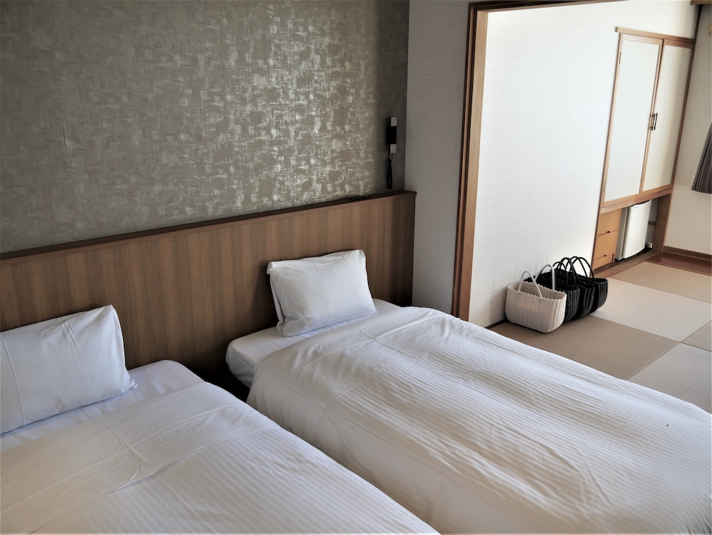 Shiretoko Yuhi No Ataruie Onsen Hostel 16/49