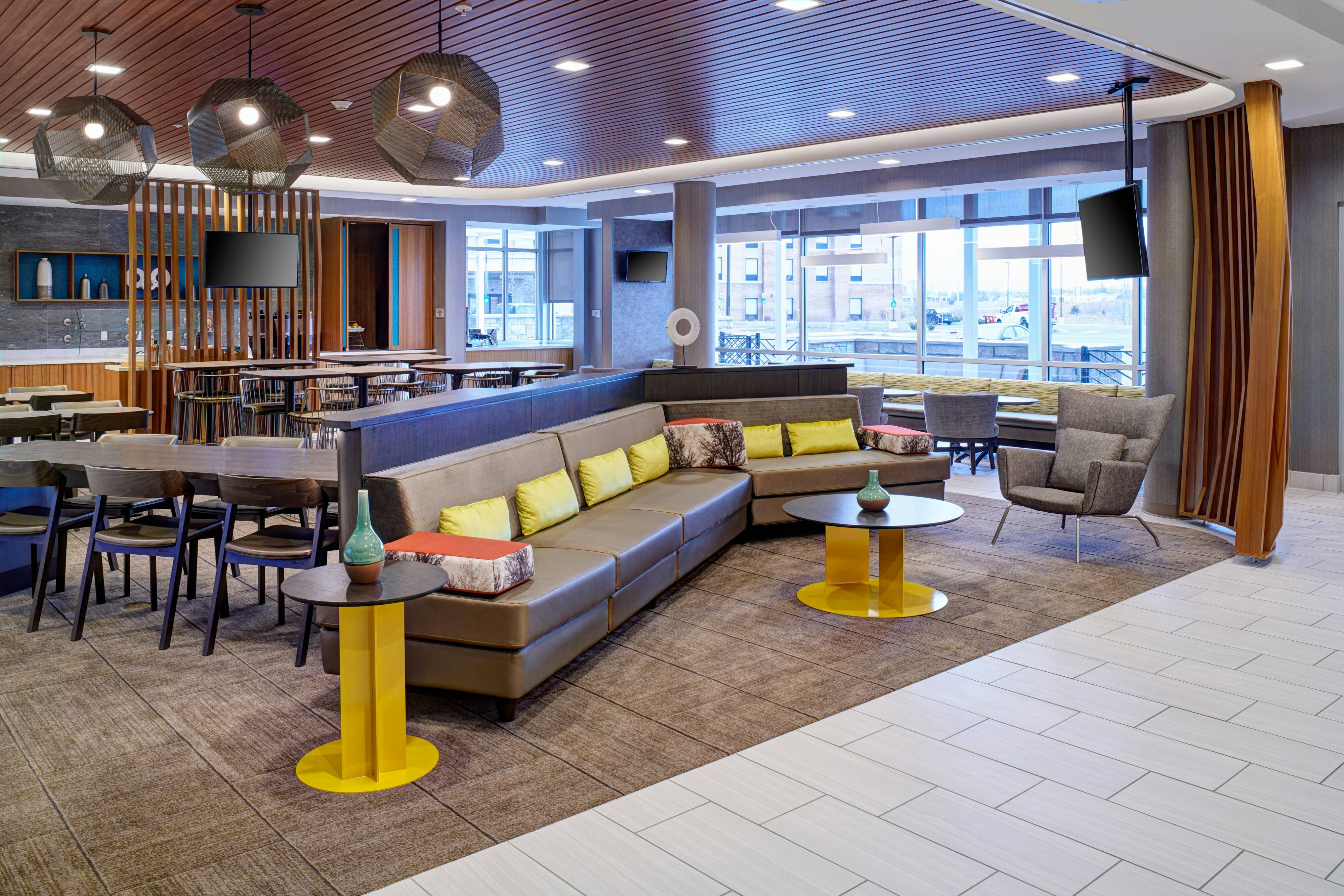 Springhill Suites Detroit Wixom 15/28