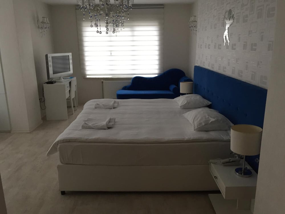 Airport Residence Kurtkoy 16/50