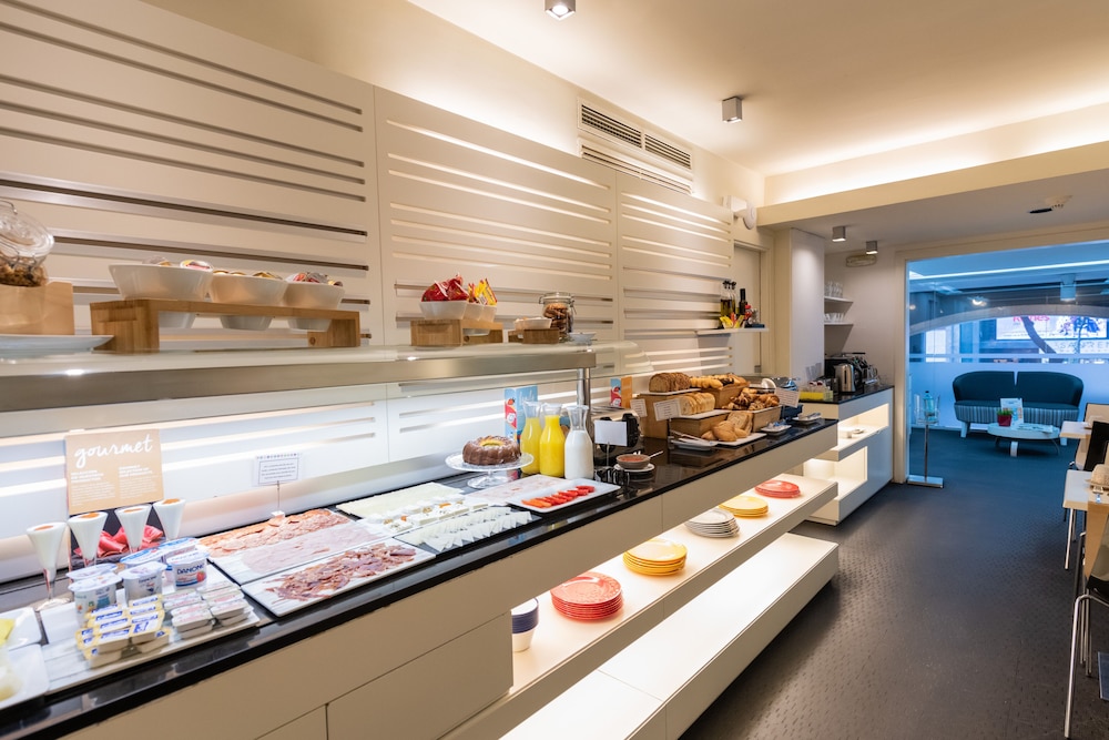 Atenea Rekord Suites 43/50