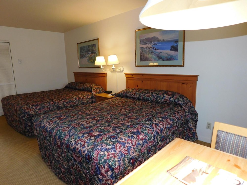 Pacific Gardens Inn 16/64