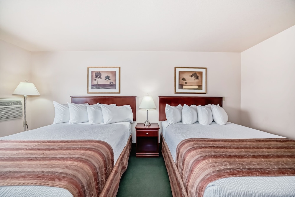 Grande Cache Inn and Suites 15/46