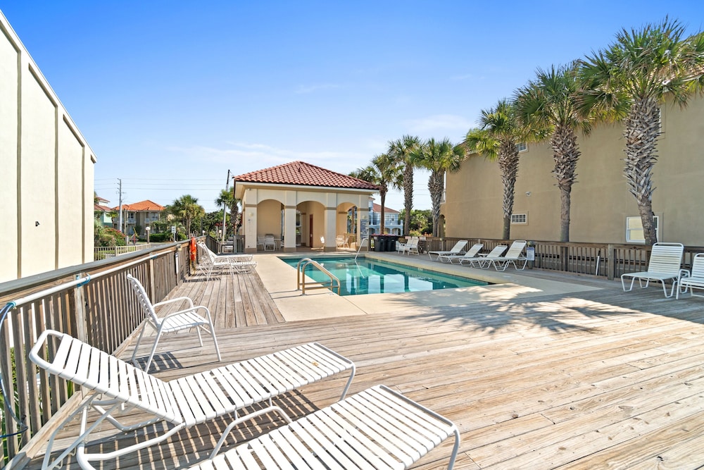 La Valencia Villa By Panhandle Getaways 17/50