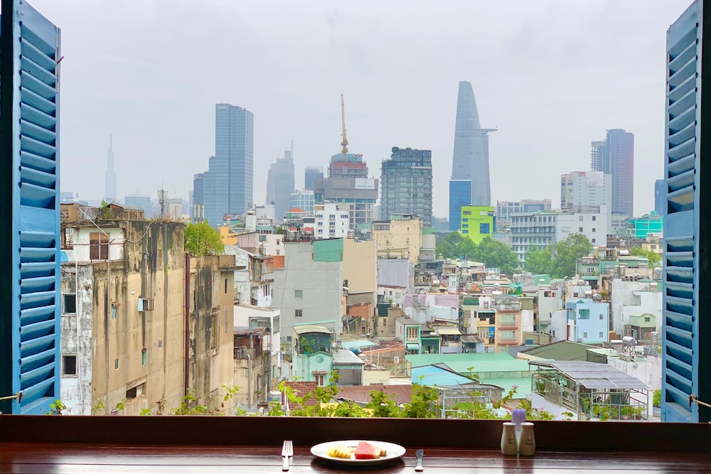 Duc Vuong Hotel 83/86