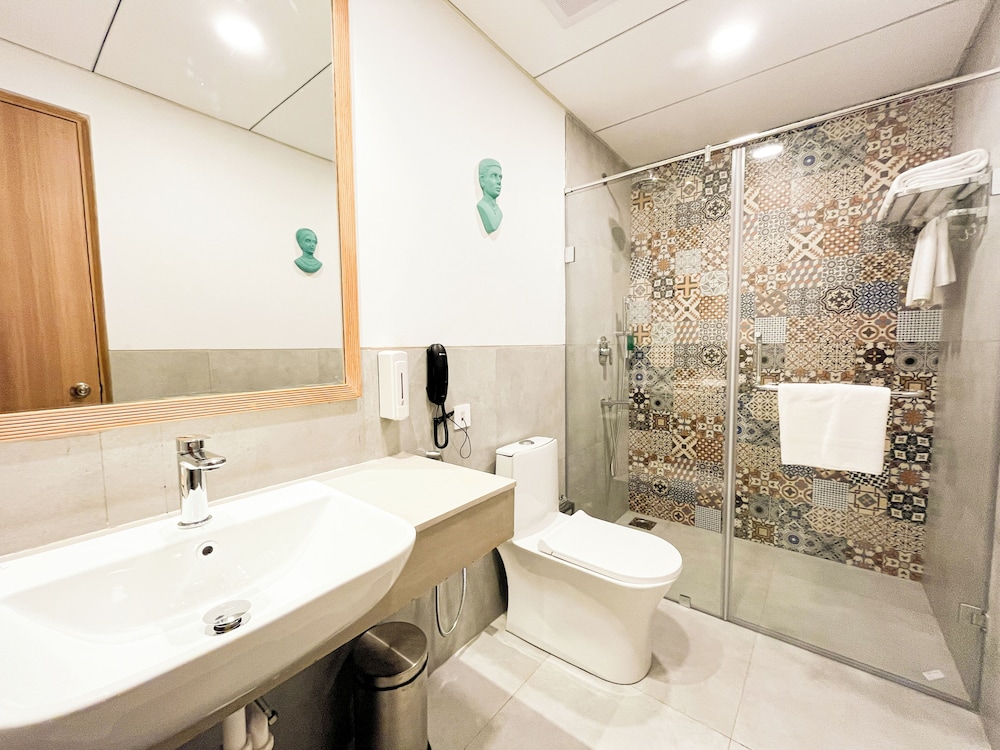 Acron Seaway Resort 60/62