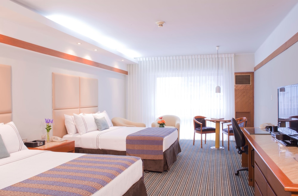 Sonesta Hotel El Olivar Lima 15/63
