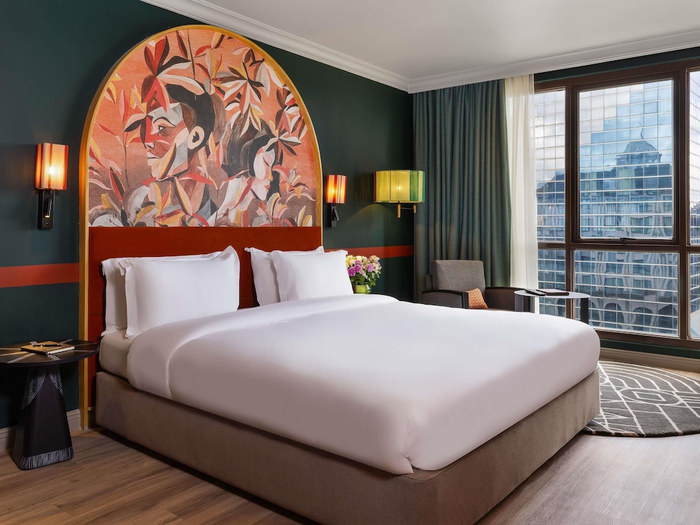 SUPERIOR, KING BED