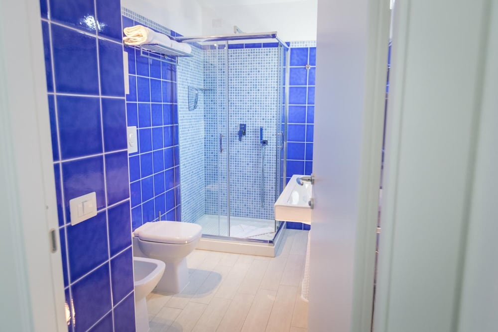 Regina Simius Hotel 48/50