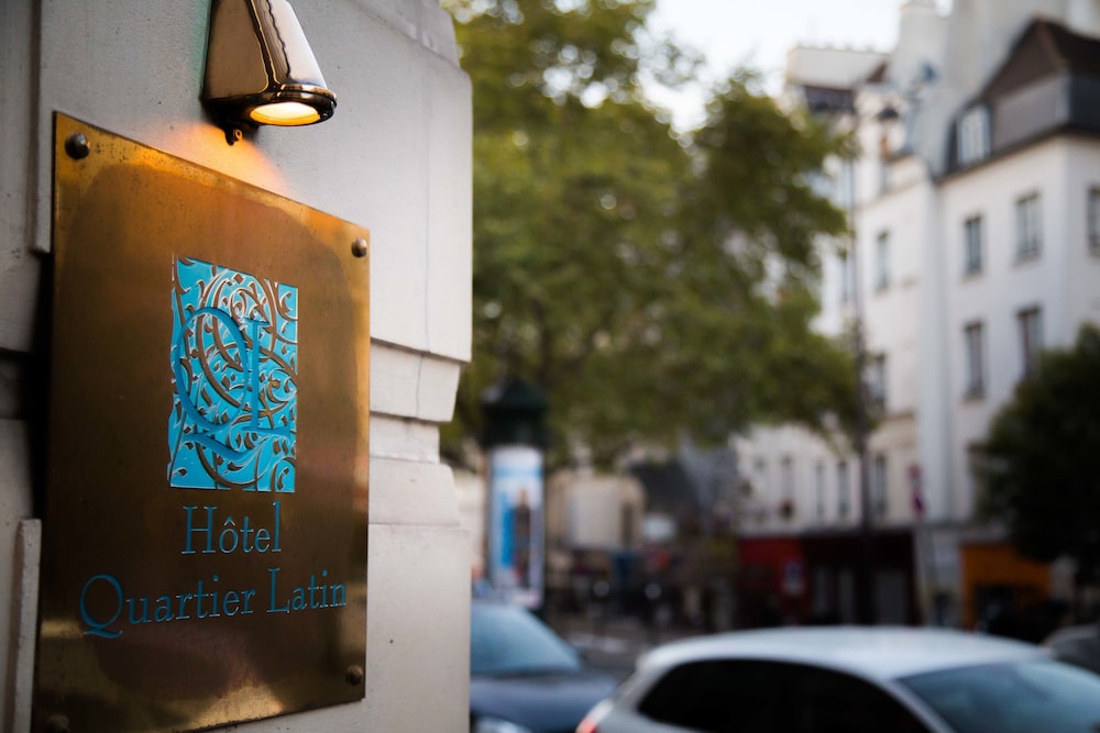 Quartier Latin 22/33