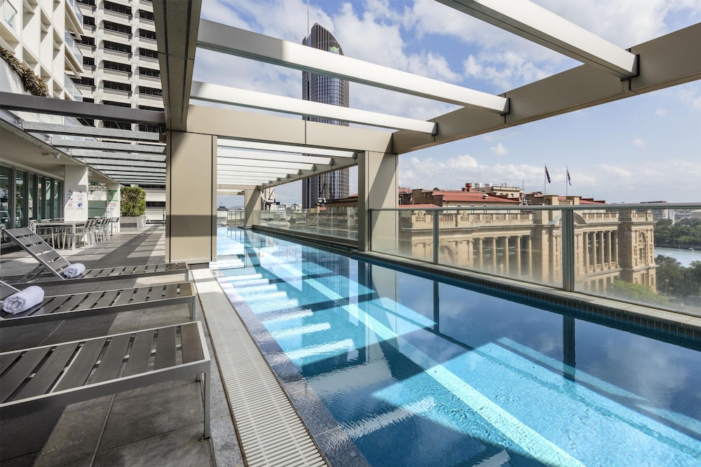 Oaks Brisbane Casino Tower Suites 19/50