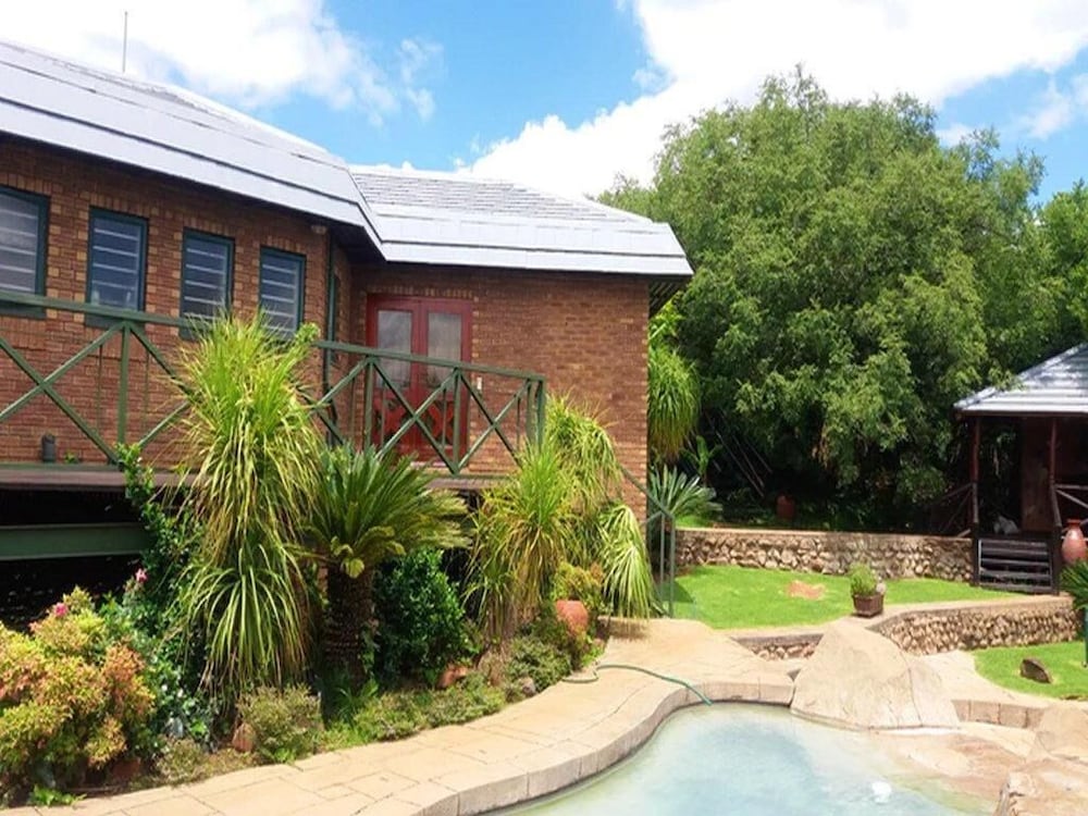 Cussonia Country Home 33/44