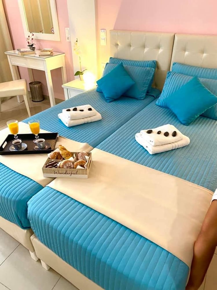 Palotel Design Gouvia 68/74
