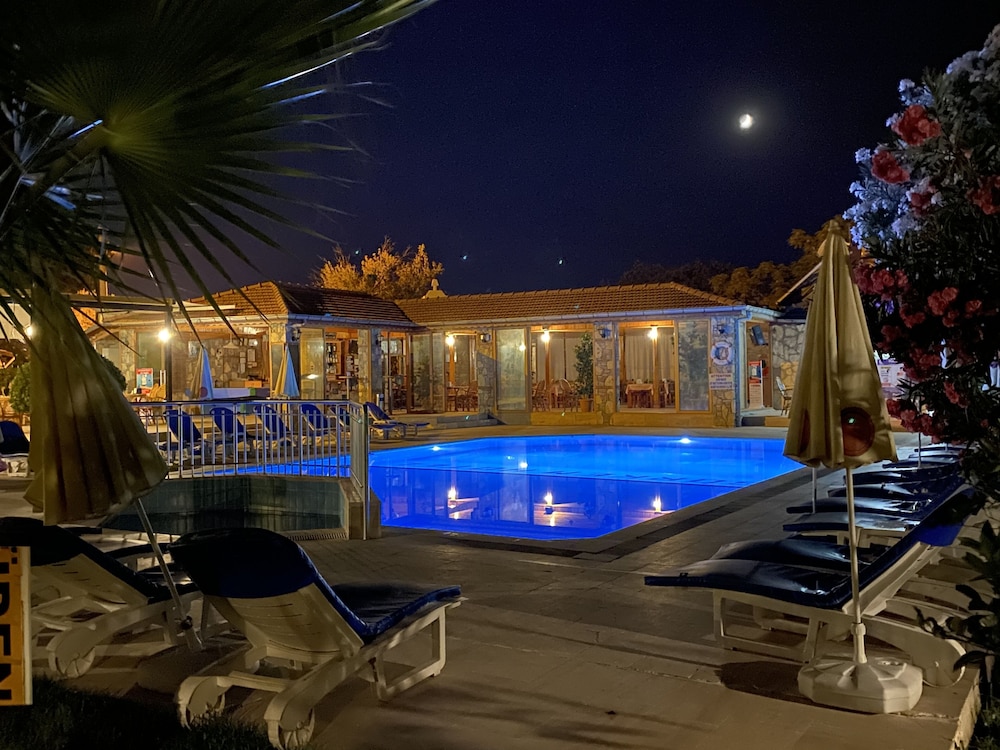 Gorkem Hotel 46/49