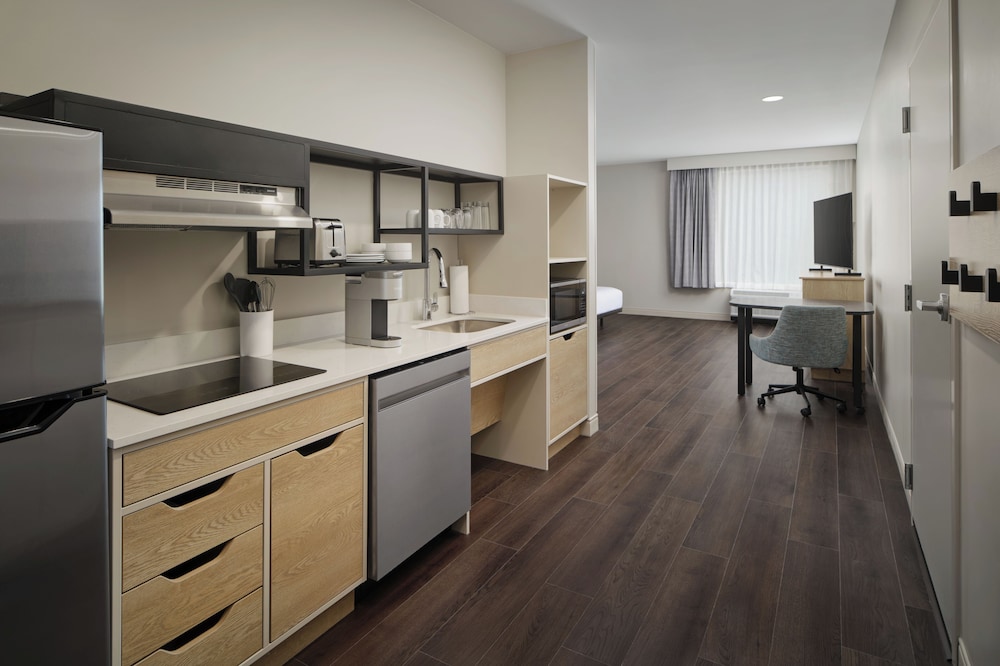 LivSmart Studios by Hilton Salt Lake City West Valley City 7/9