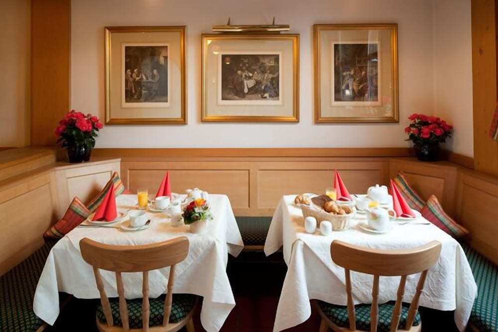 Hotel Hachinger Hof 35/50