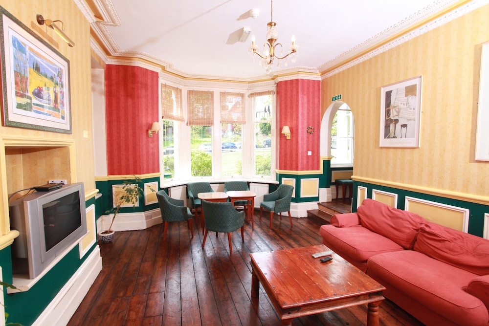 The Russell Hotel 36/50