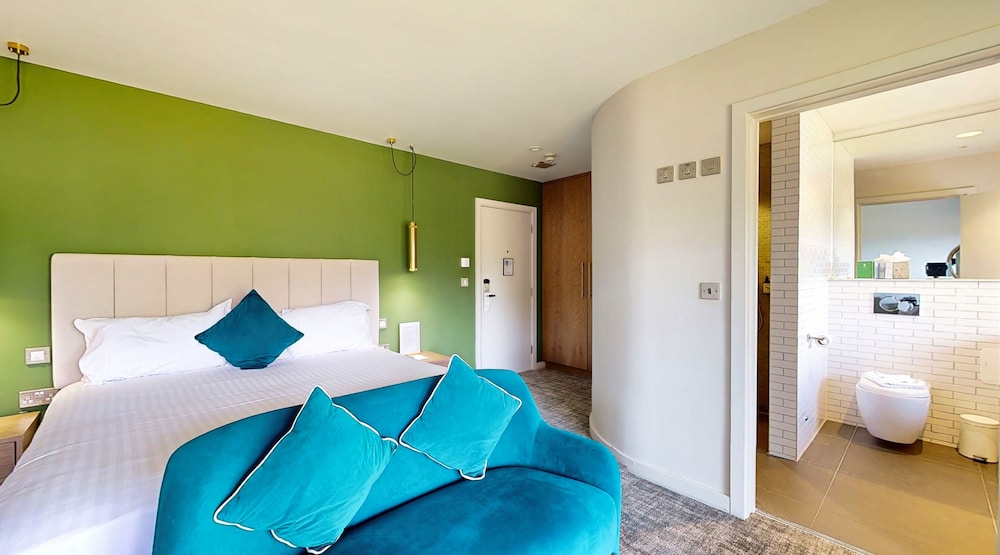 Spa, Superior, Double or Twin Bed