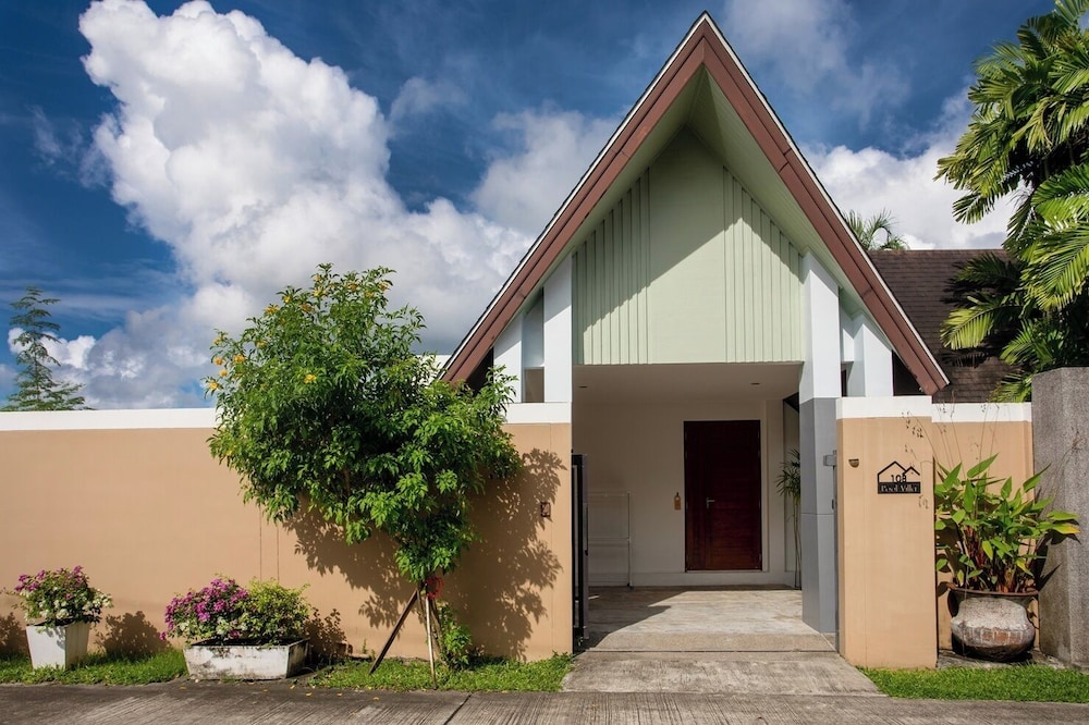 THE KIRI VILLAS RESORT 6/69