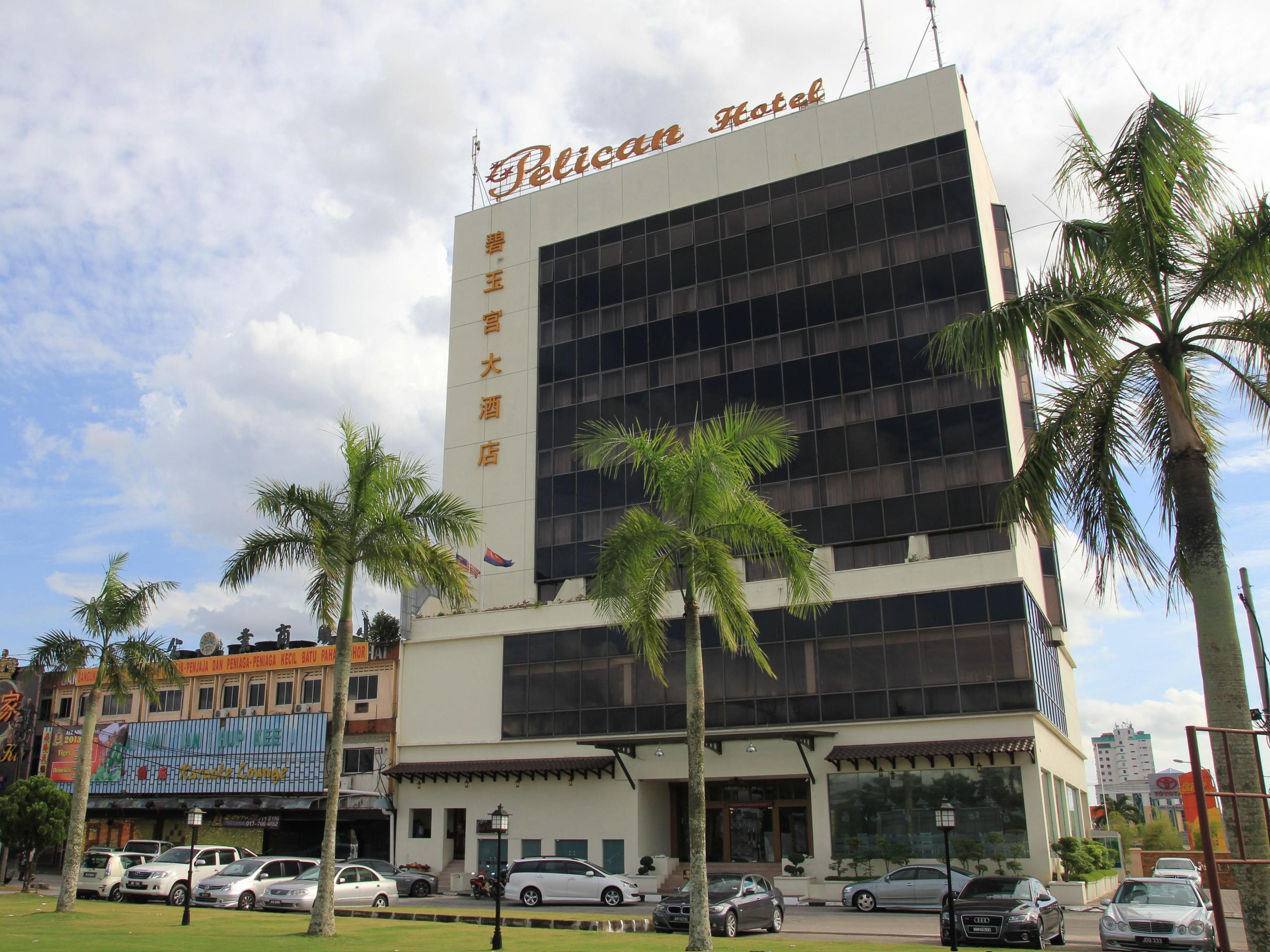 Pelican Hotel 2/23