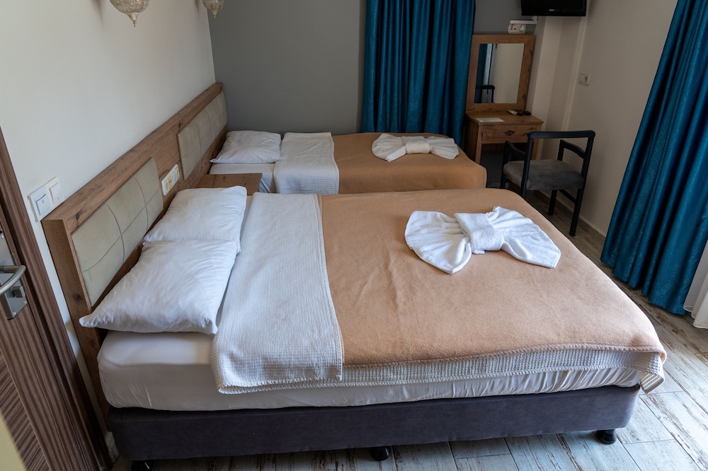 Otel Eroglu 21/44