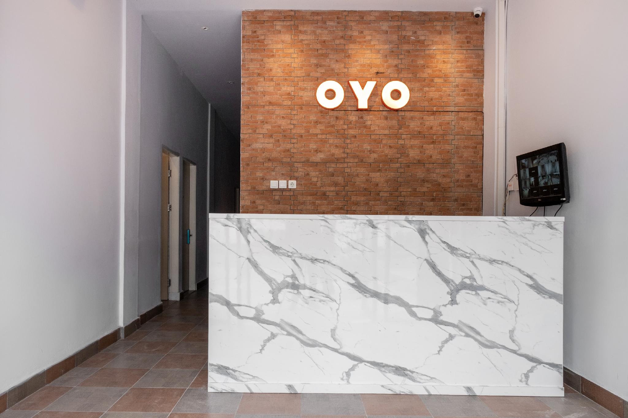 Super OYO 3150 Theodore Homestay 8/24