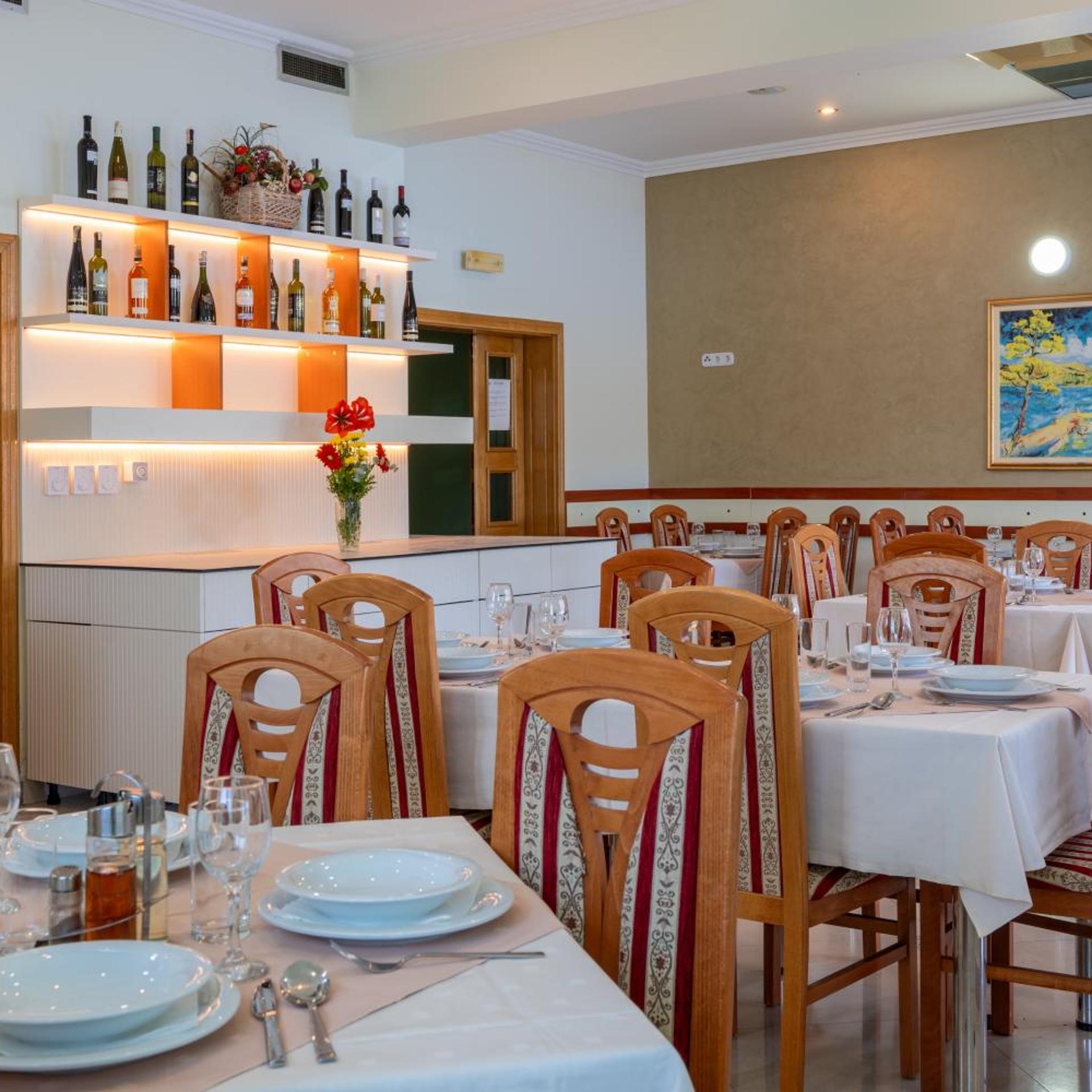 Hotel Adria 40/55
