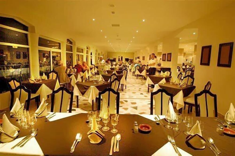 Royal Decameron Tafoukt Beach Resort and Spa - All Inclusive 34/42