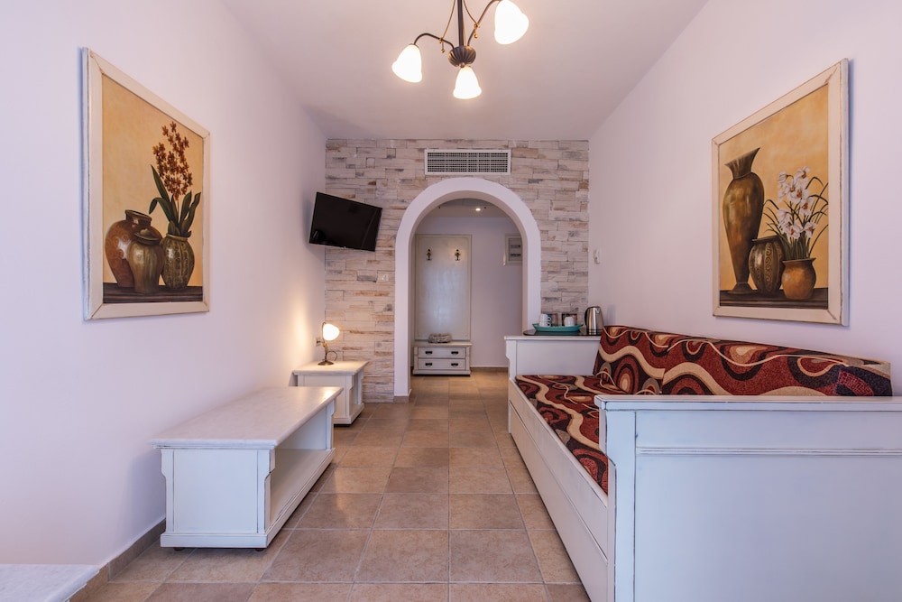 Plaza Beach Hotel 33/50