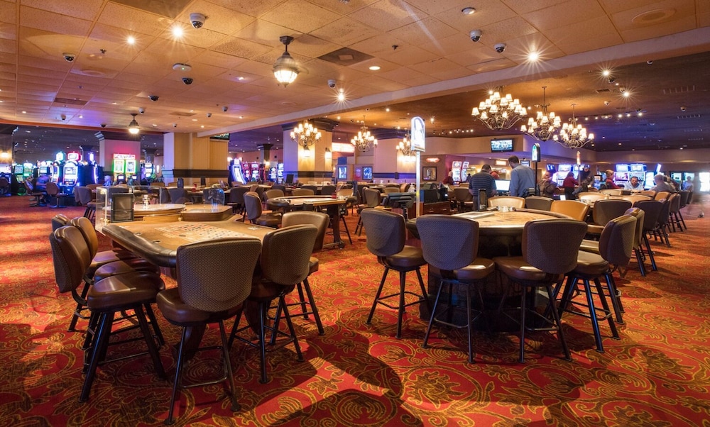 Edgewater Hotel Casino 37/58