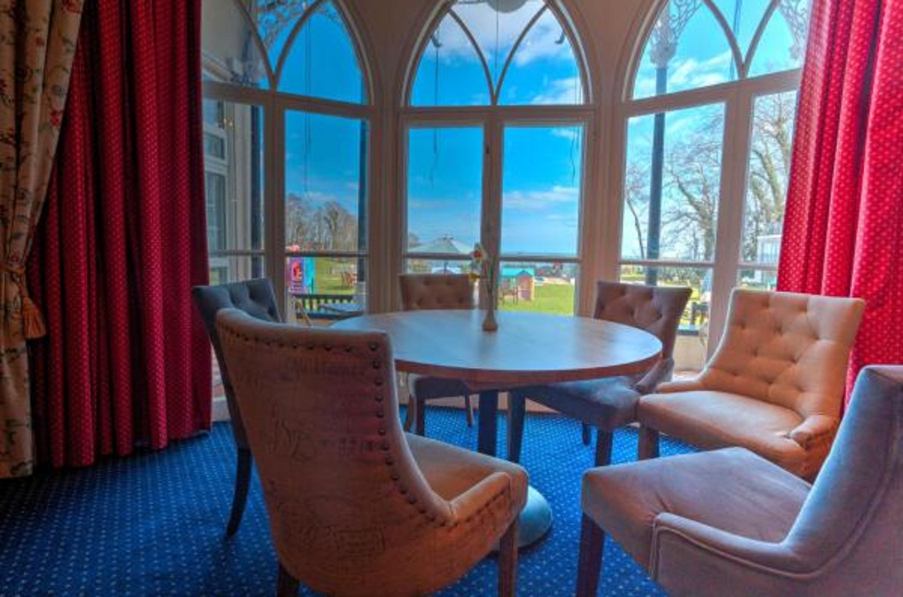 Langstone Cliff Hotel 48/80