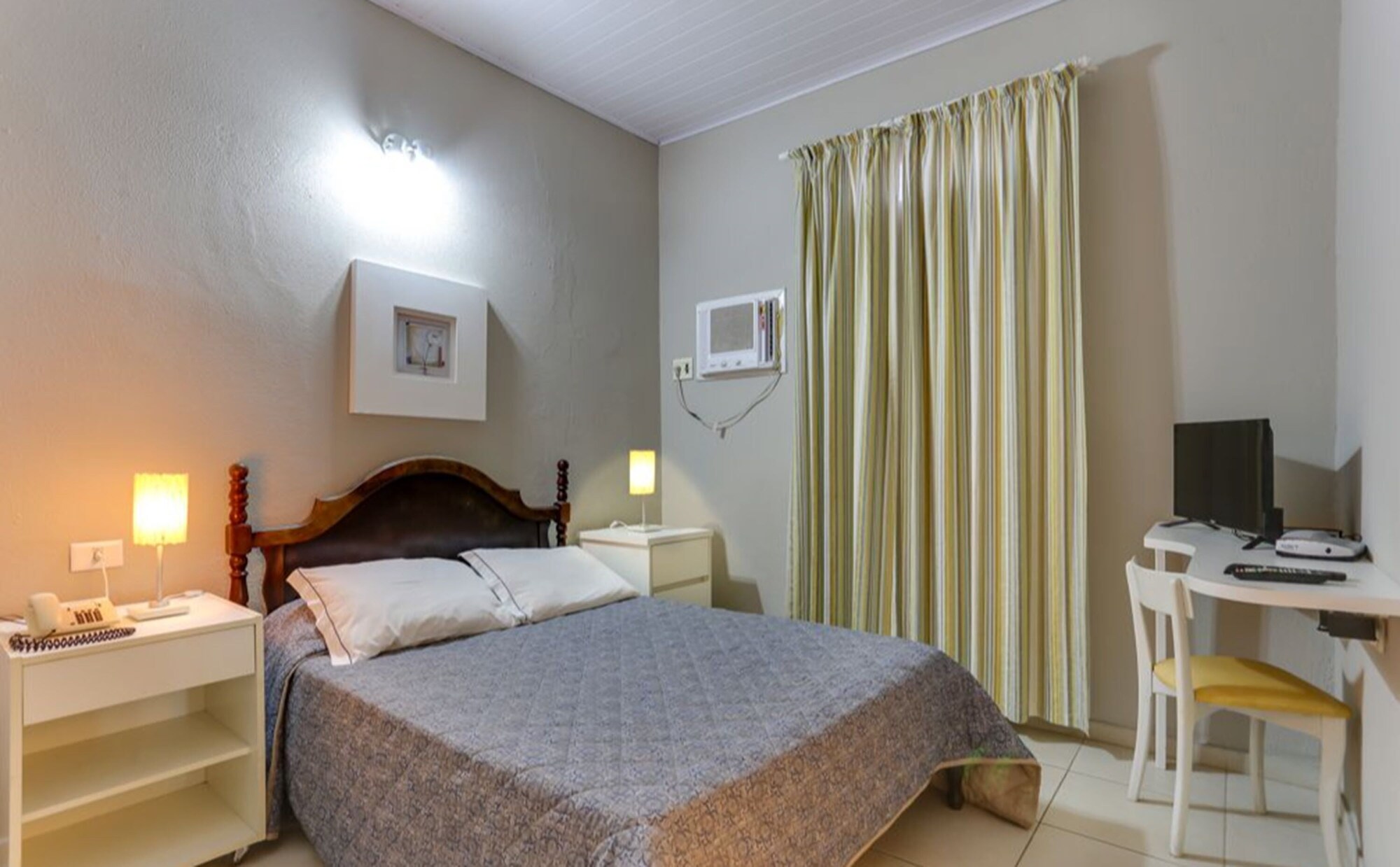 STANDARD, DOUBLE BED