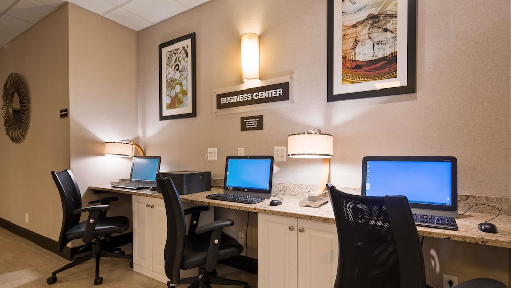 Albany Airport Inn 34/50