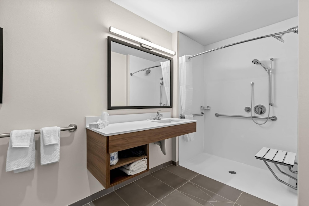 جناح بسرير كينج بغرفة نوم واحدة بمطبخ لذوي الإعاقة، Everhome Suites Temecula 8/9