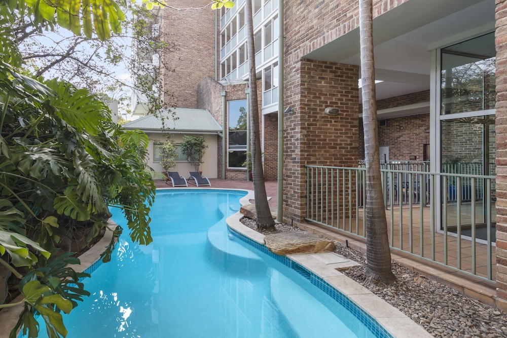 Nesuto Pennant Hills Apartment Hotel photo1