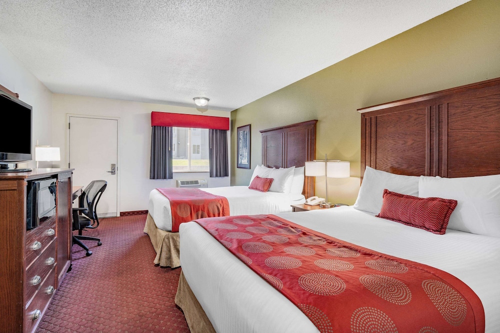 Baymont by Wyndham Bozeman 10/48