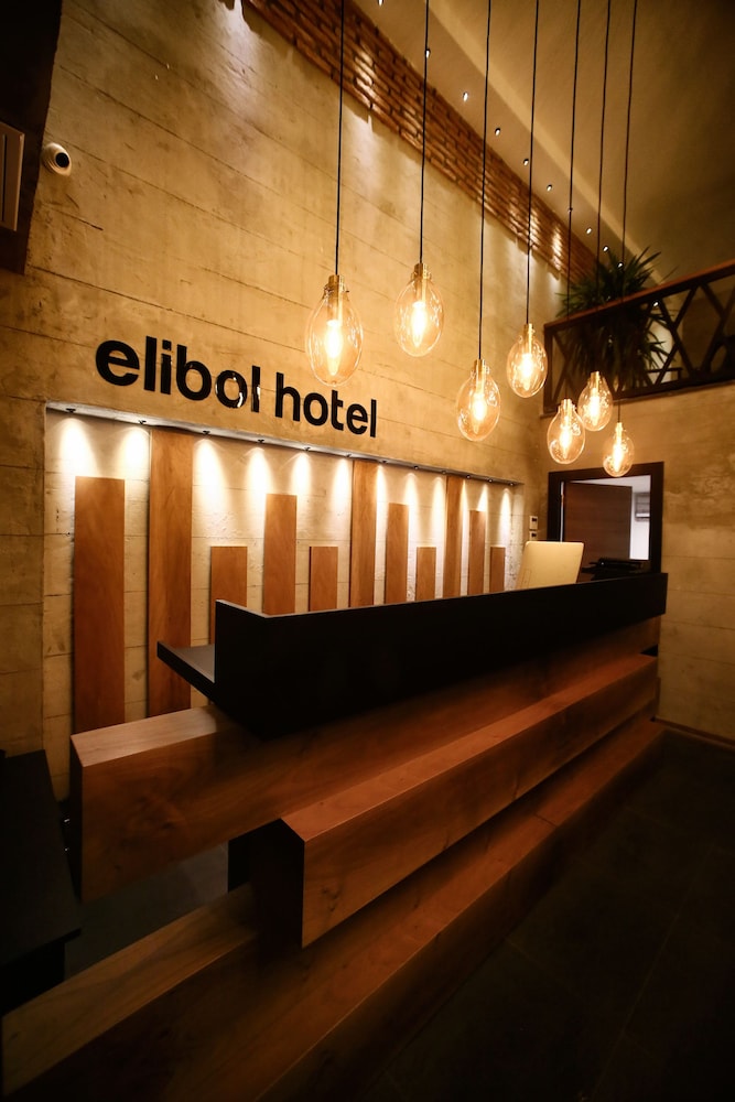 Elibol Hotel 48/52
