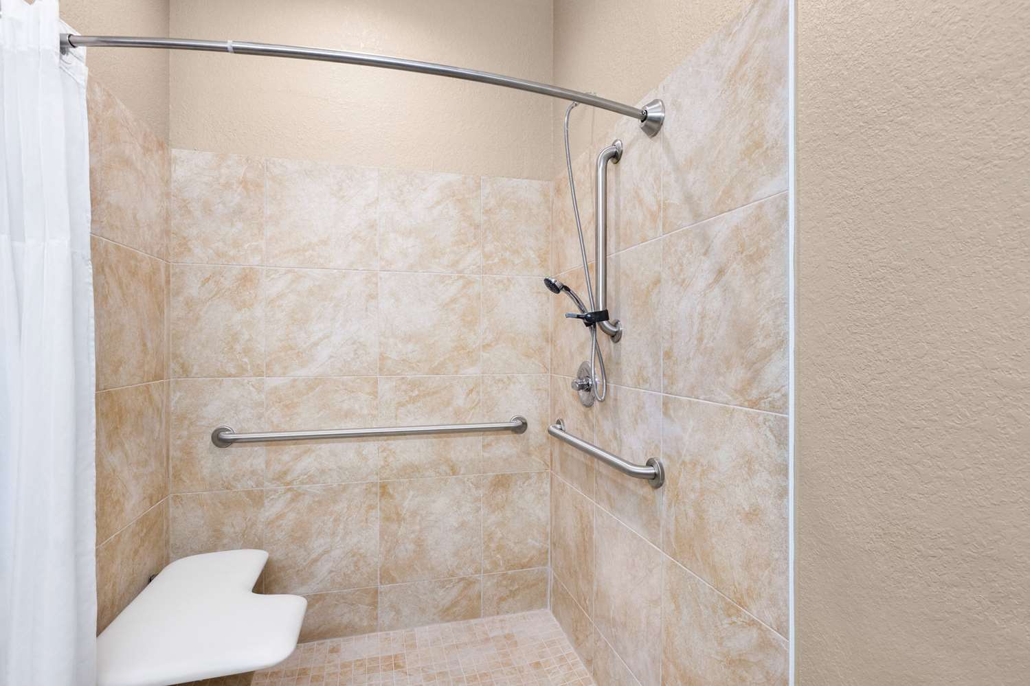 Microtel Inn & Suites by Wyndham Woodstock/Atlanta North 35/37
