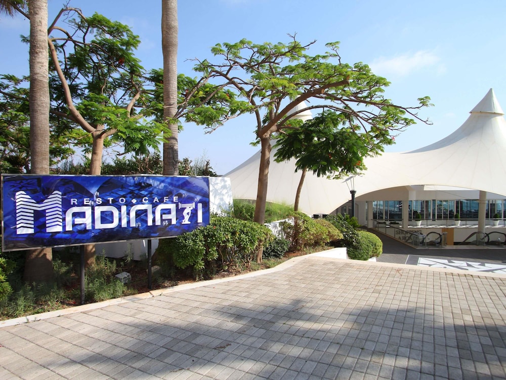 Movenpick Hotel Beirut 42/49