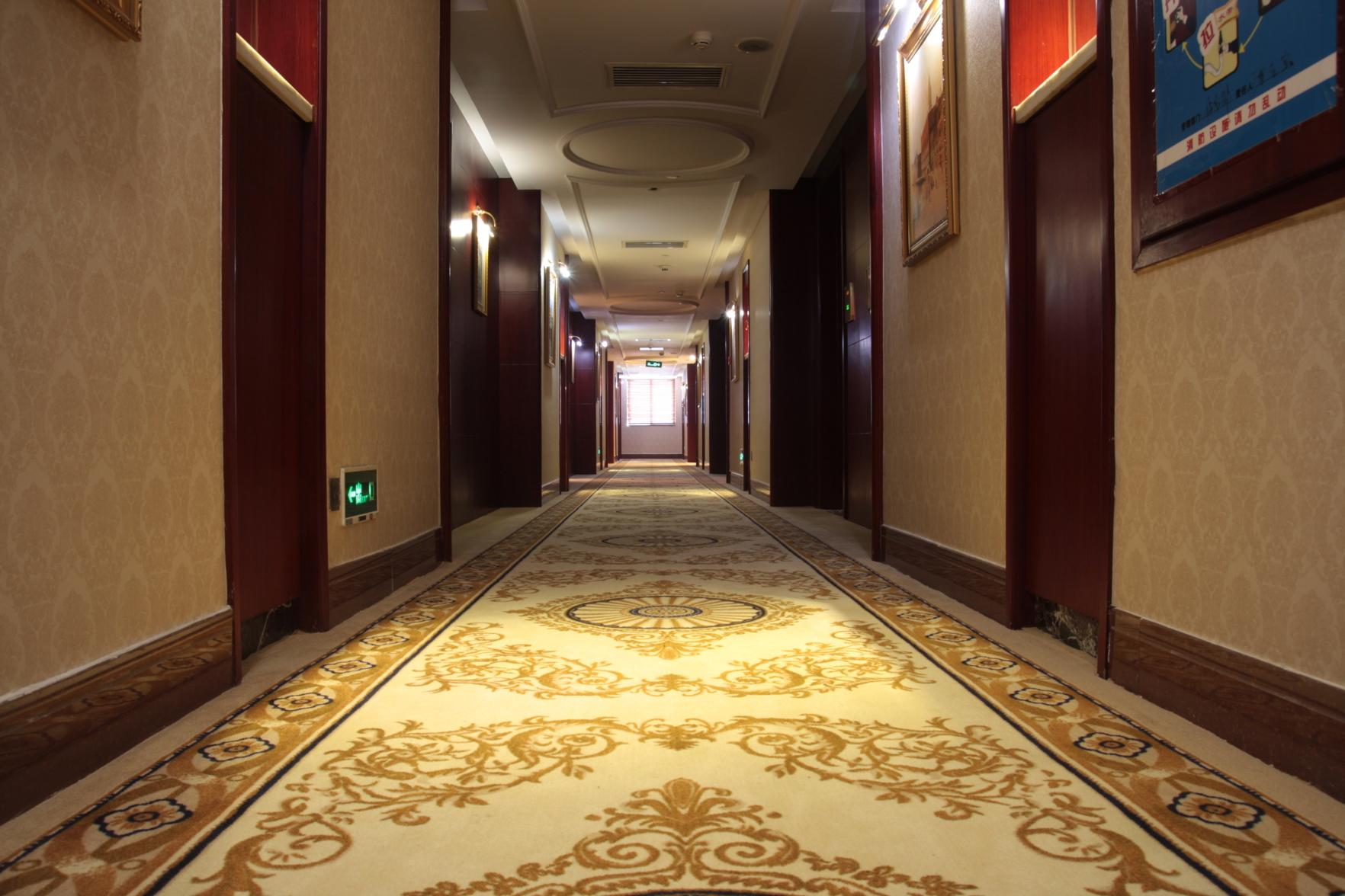Vienna Hotel Nanzhuang Avenue 33/35