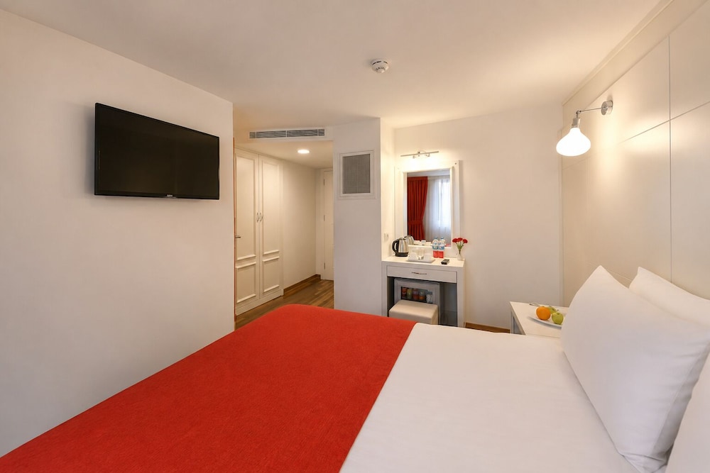 Senatus Hotel 16/50