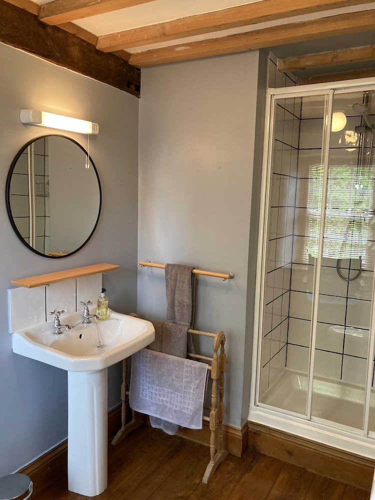 Riverside Bed &amp; Breakfast 25/46